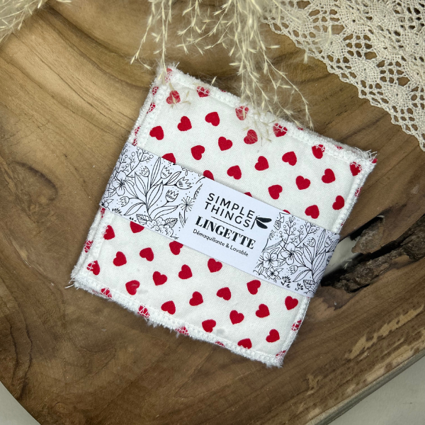 Lingette démaquillante lavable motif petits coeurs, fabriqué en France