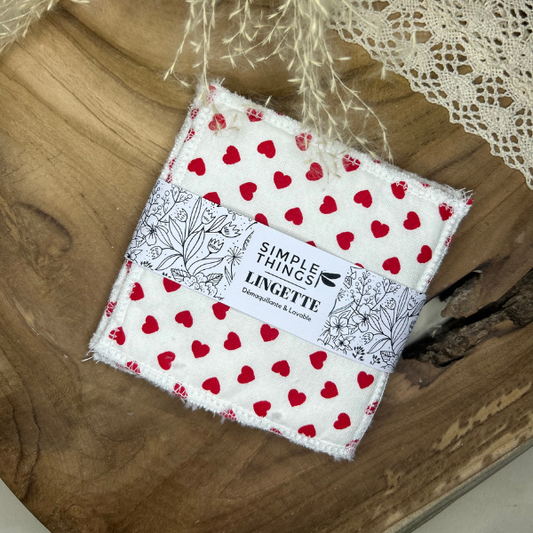 Lingette démaquillante lavable motif petits coeurs, fabriqué en France