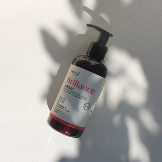 Crème Brillance pour les cheveux colorés de la marque Vegetal Origin