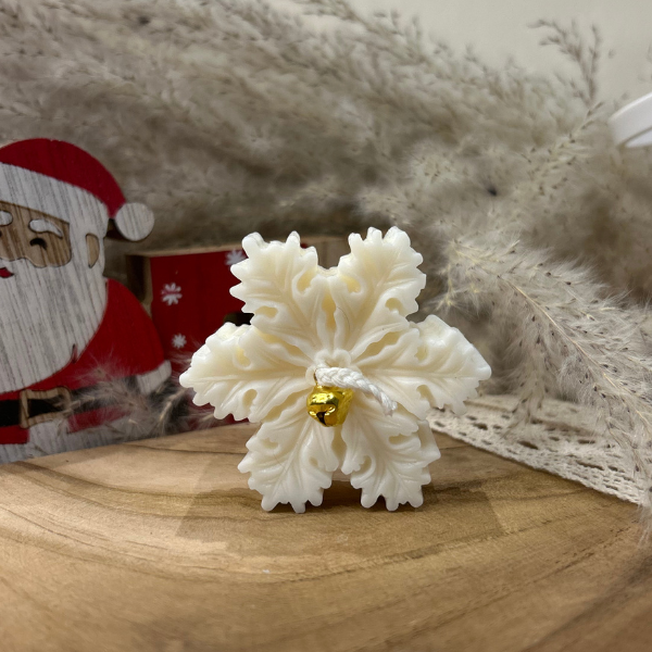 Bougie flocon de neige blanche senteur Vanille fabriqué à la main par Launa Bougie