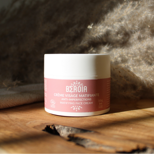 Crème visage matifiante anti-imperections de la marque Beroia