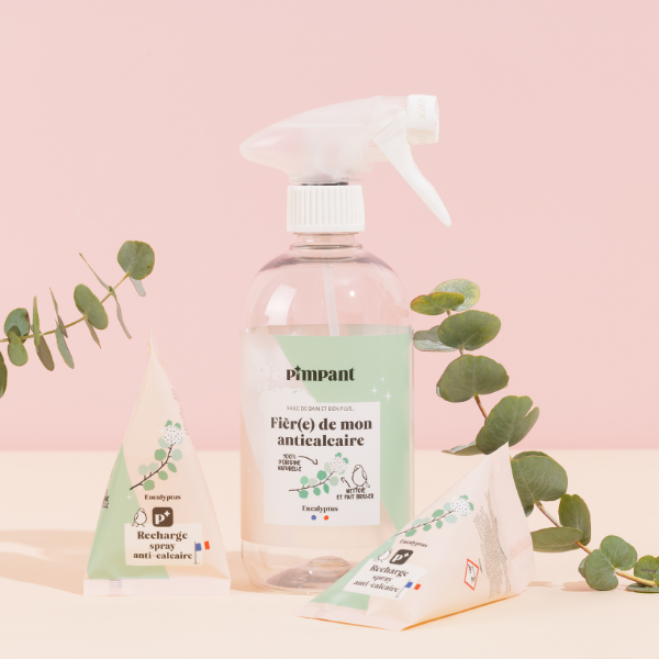C'est parfait pour faire briller éviers, douches, robinetteries… Bouteille rechargeable à remplir avec les berlingots spray Anti-calcaire. Une jolie bouteille spray de 500ml qui pourra se retrouver dans votre cuisine / salle de bain pour la vie.