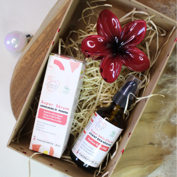 Coffret de Noel, coffret cheveux avec bain d'huile cheveux et un sérum cheveux longueurs et pointes abimés de chez Clémence & Vivien