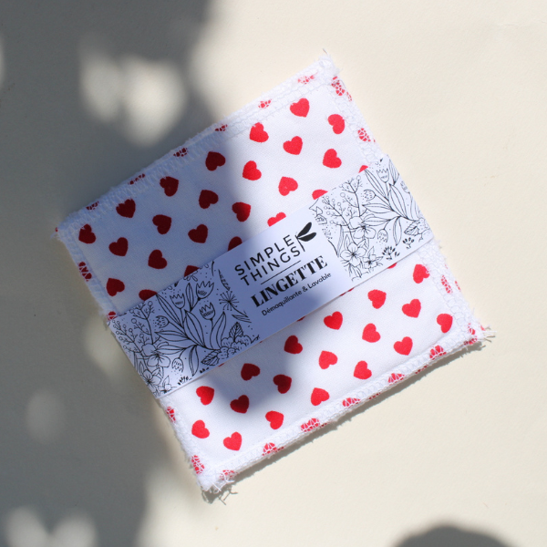Lingette démaquillante lavable motif petits coeurs, fabriqué en France