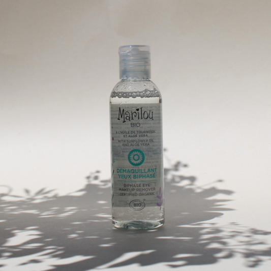 Découvrez le tout nouveau Démaquillant Yeux Biphasé Marilou Bio ! Sans colorant et délicatement parfumé, il permet de démaquiller tout en douceur l'ensemble du visage et plus particulièrement la zone des yeux grâce à sa formule en double phases, aqueuse et huileuse.