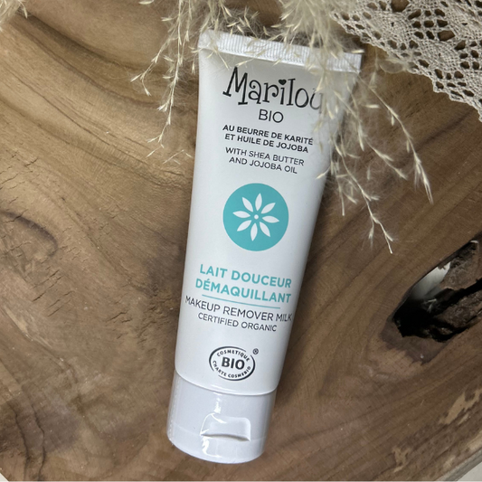 Lait Douceur Démaquillant au Beurre de Karité et Huile de Jojoba de la marque Marilou Bio