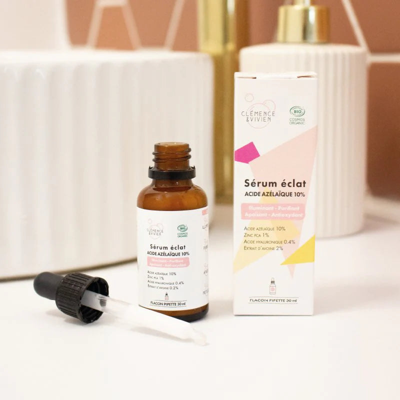 Un sérum de la marque Clémence & Vivien qui rend la peau plus éclatante et limite les imperfections occasionnelles.