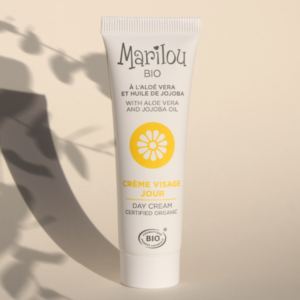 Crème Visage Jour à l'Aloé Vera et Huile de Jojoba que vous retrouvez dans le coffret Hydratation & Fraicheur de la marque Marilou Bio
