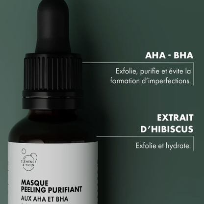 Un masque exfoliant qui purifie les peaux mixtes à grasses.
