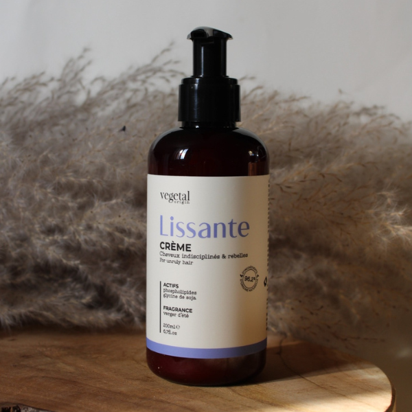 Crème lissante pour les cheveux indisciplinés & rebelles de la marque Vegetal Origin