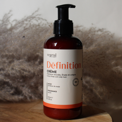 POUR LES CHEVEUX BOUCLÉS, FRISÉS ET CRÉPUS