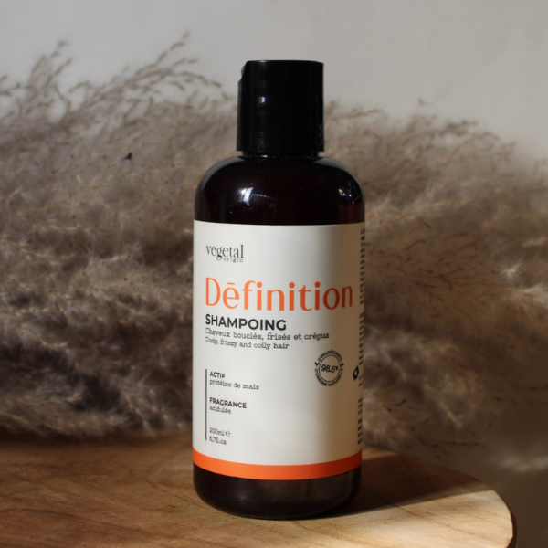 Shampoing Définition – Cheveux Bouclés POUR LES CHEVEUX BOUCLÉS, FRISÉS ET CRÉPUS