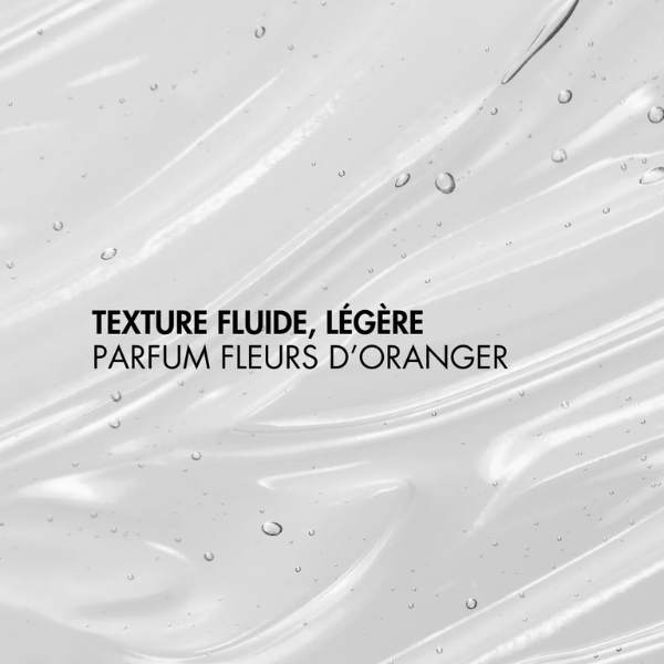 Une lotion tonique hydratante pour une peau douce et lisse. 