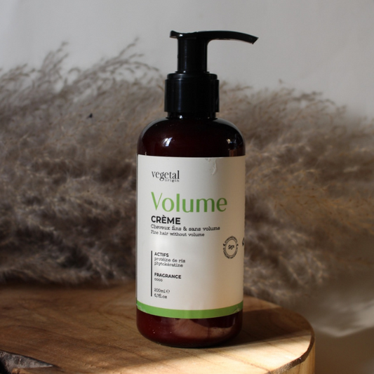 Crème Volume pour les cheveux fins & sans volume de la marque Vegetal Origin