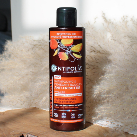 Shampoing & demelant anti frisottis pour les cheveux bouclés de la marque Centifolia