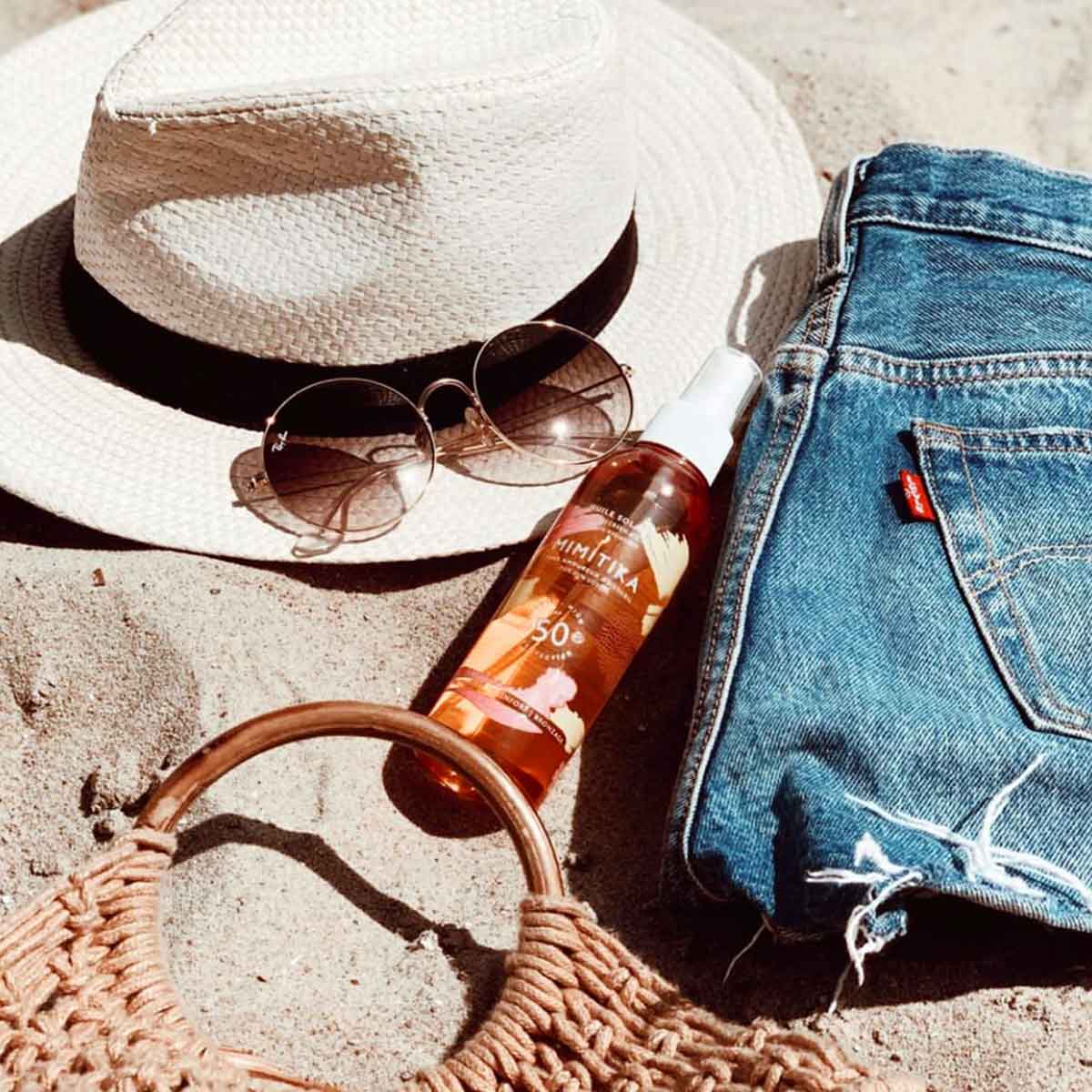 Huile solaire spf50 de la marque Mimitika
