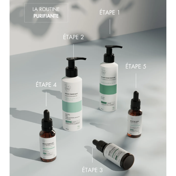 Un gel nettoyant qui nettoie et purifie en douceur.