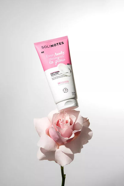 Lait corps à la rose de la marque Solinotes