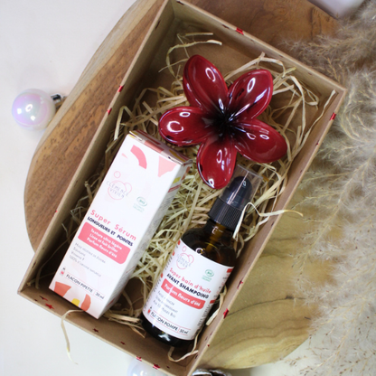 Coffret de Noel, coffret cheveux avec bain d'huile cheveux et un sérum cheveux longueurs et pointes abimés de chez Clémence & Vivien
