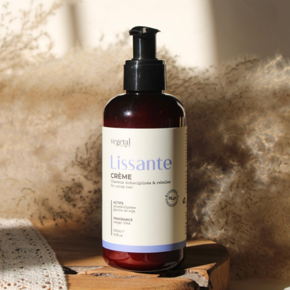 Crème lissante pour les cheveux indisciplinés & rebelles de la marque Vegetal Origin