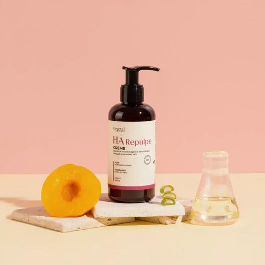Créme HA Repulpe pour les cheveux endommagés et sensibilisés grâce à de l'acide hyaluronique de la marque Vegetal Origin