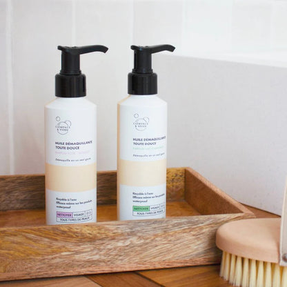 Huile démaquillante parfum lait d'amande de la marque Clémence & Vivien